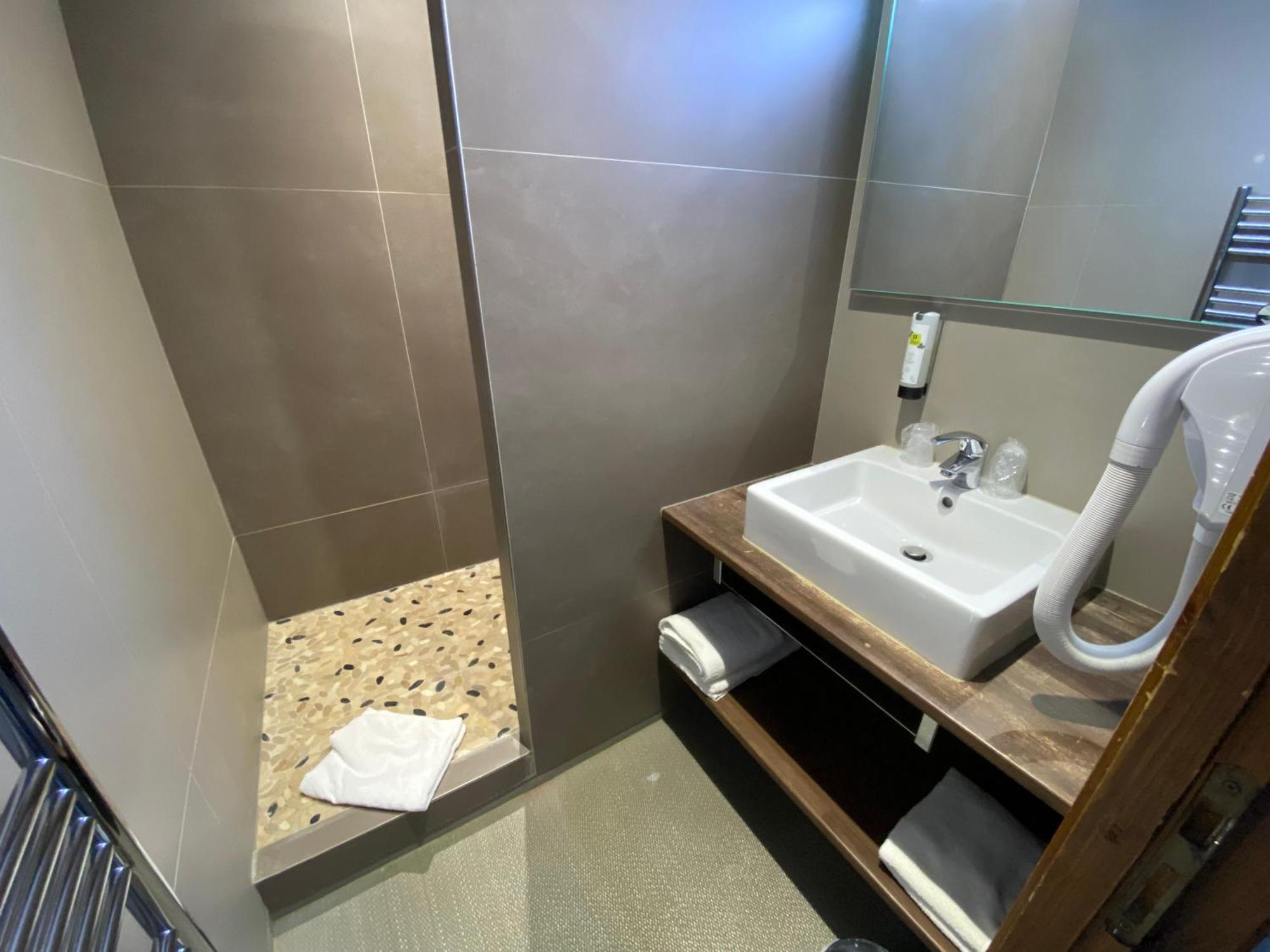 Enzo Hotels - St Eloy Metz Amneville By Kyriad Direct Εξωτερικό φωτογραφία